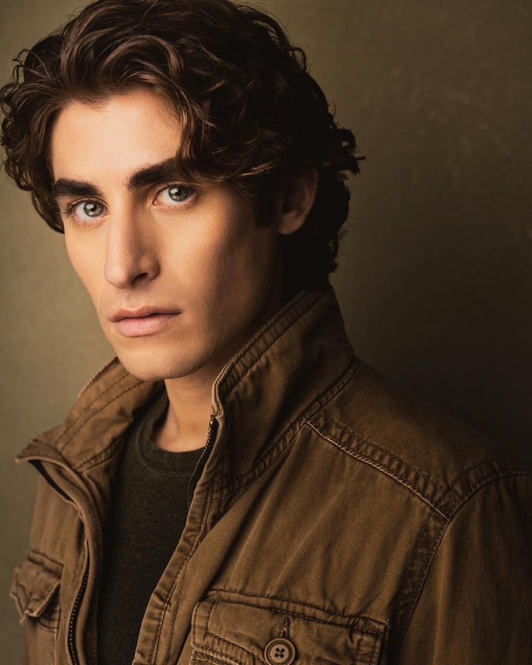 Adam Santa Cruz